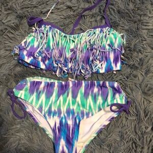 A super cute bikini for girls!